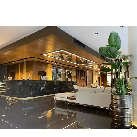 Grand Plaza Hotel